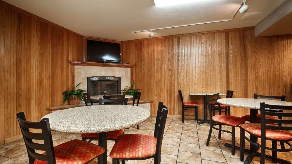 Best Western Plus Humboldt Bay Inn